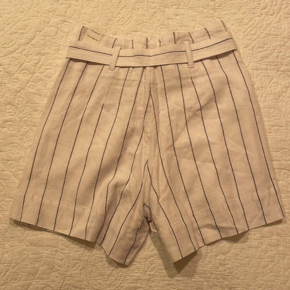 NWT Abercrombie & Fitch Linen/Viscose Shorts in Size XS - Picture 3 of 7